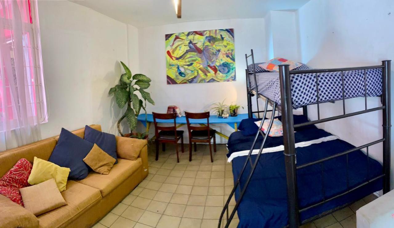Free Spirit Hostel Guadalajara Kültér fotó